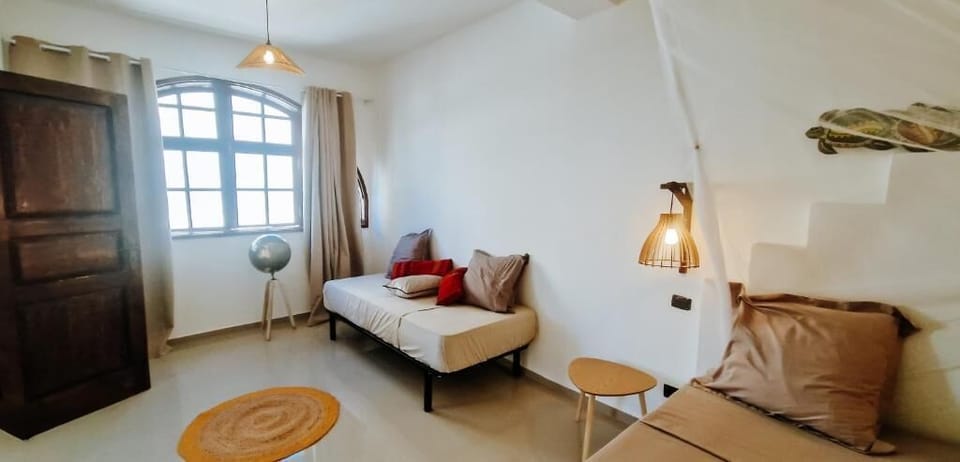 Deluxe Double Room | Living area