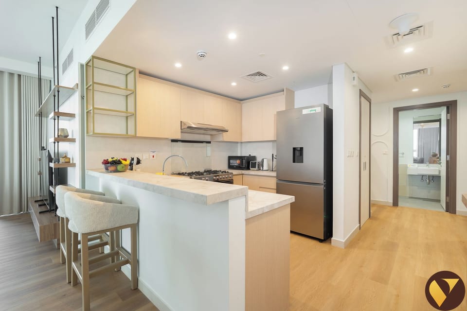 Family Apartment, Balcony, City View | Private kitchen | Coffee/tea maker, electric kettle, toaster, highchair