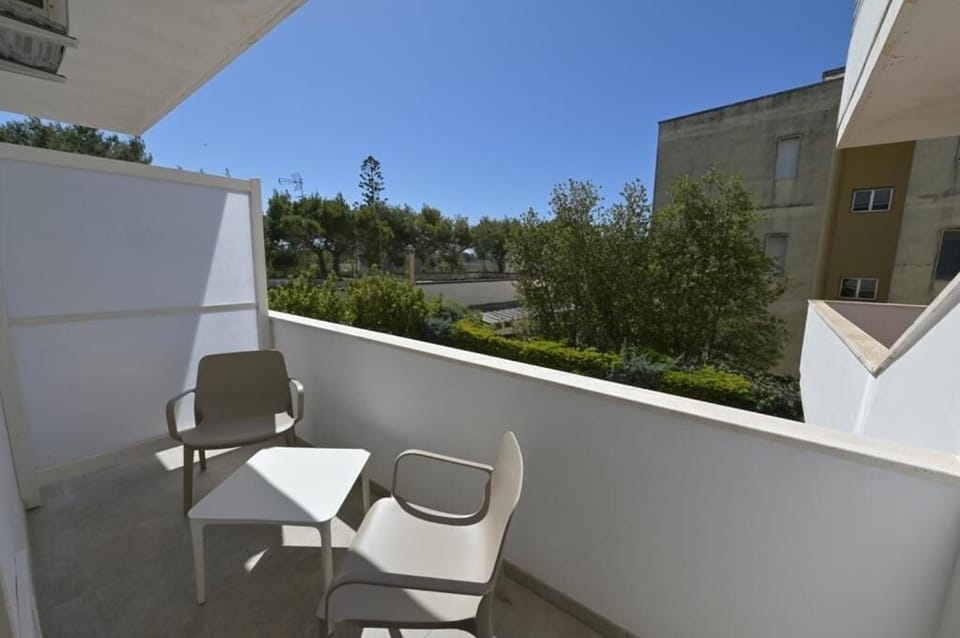 Basic Double Room, Balcony | Property grounds