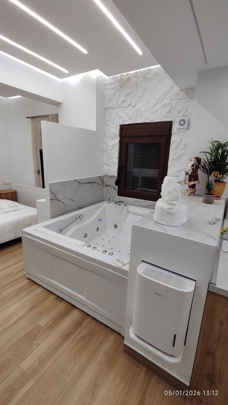 Apartment | Jetted tub