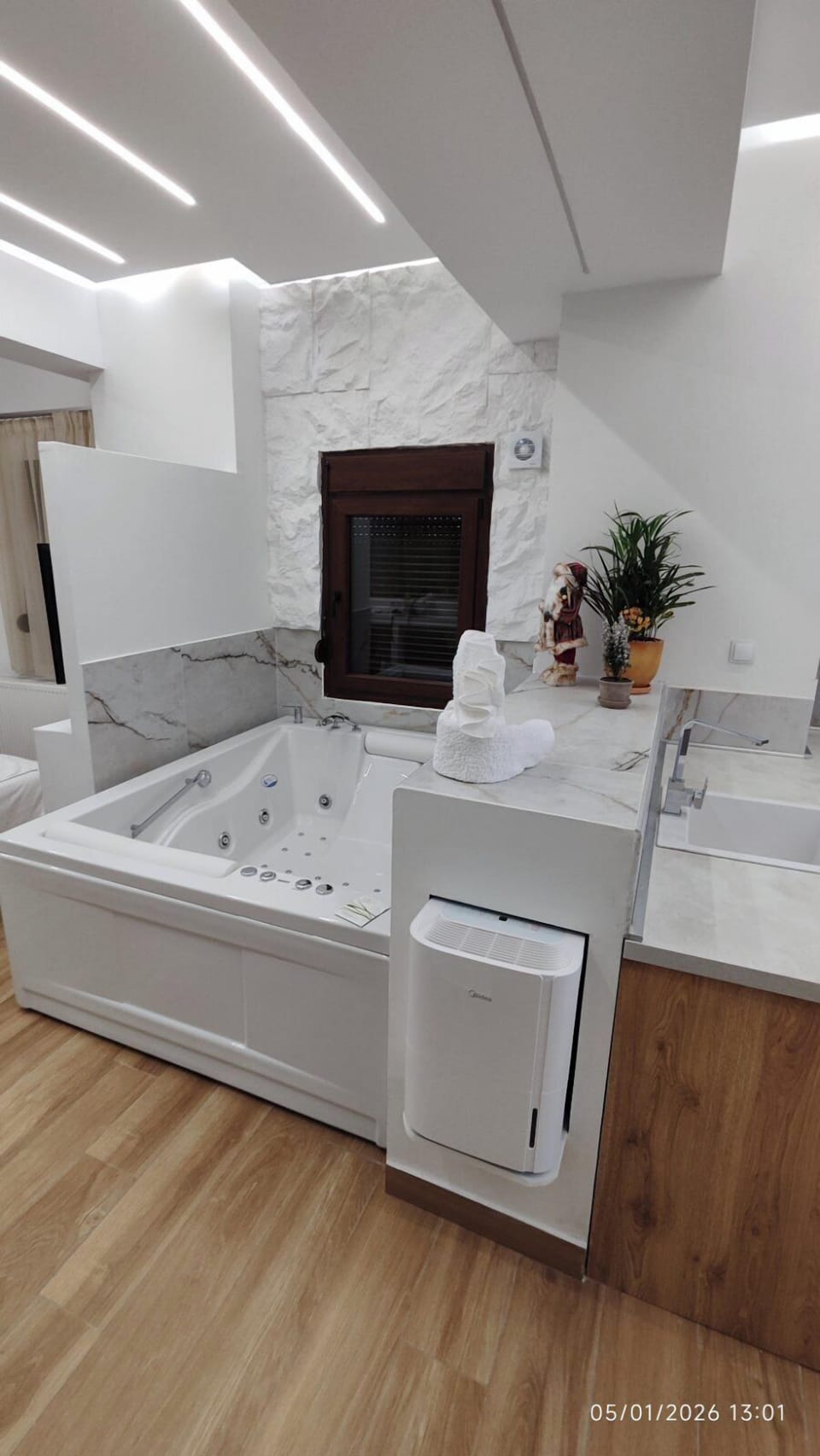 Apartment | Jetted tub