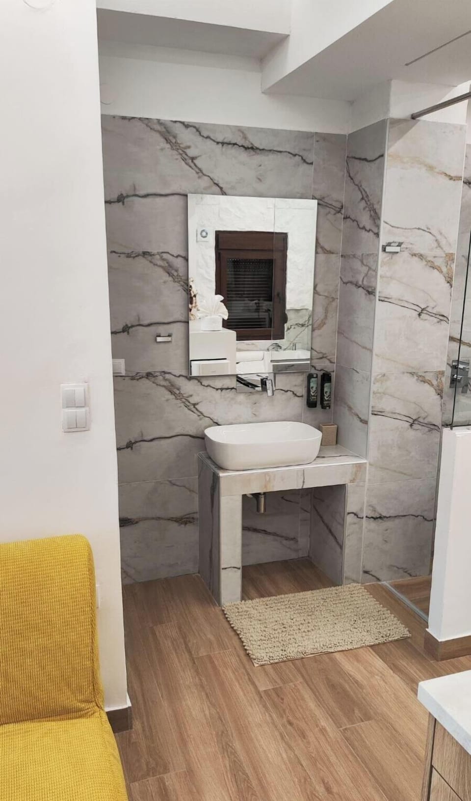 Apartment | Bathroom