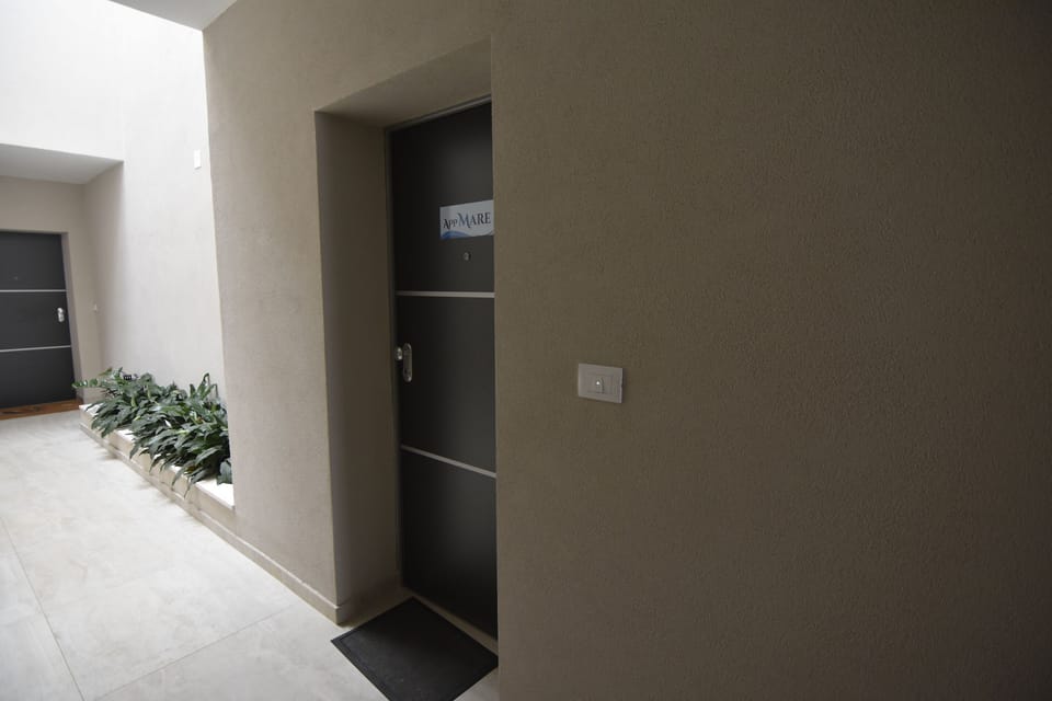 Apartment, 2 Bedrooms, Patio, Garden View | Interior