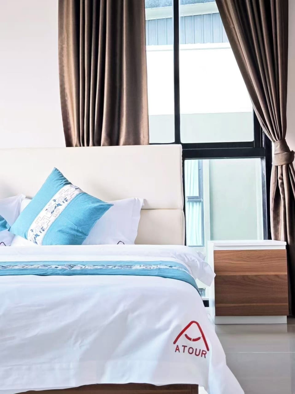 Basic Suite, Balcony | Blackout drapes, free WiFi