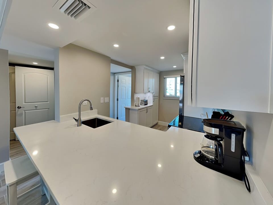 Condo (2 Bedrooms) | Property amenity