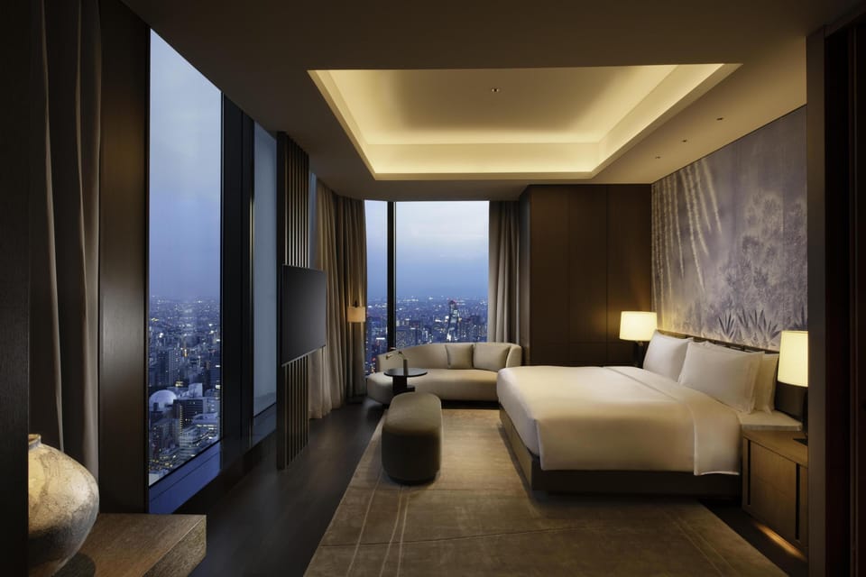 Suite, 1 King Bed (Conrad) | Down comforters, minibar, in-room safe, blackout drapes