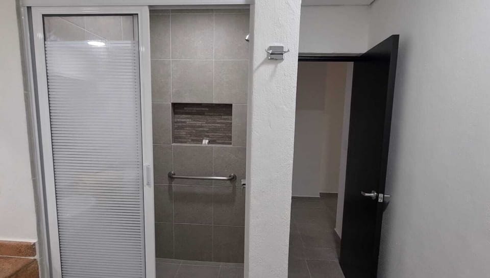 Quadruple Room | Bathroom | Shower, soap, shampoo