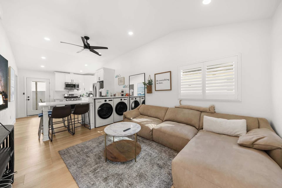 House (2 Bedrooms) | Front of property