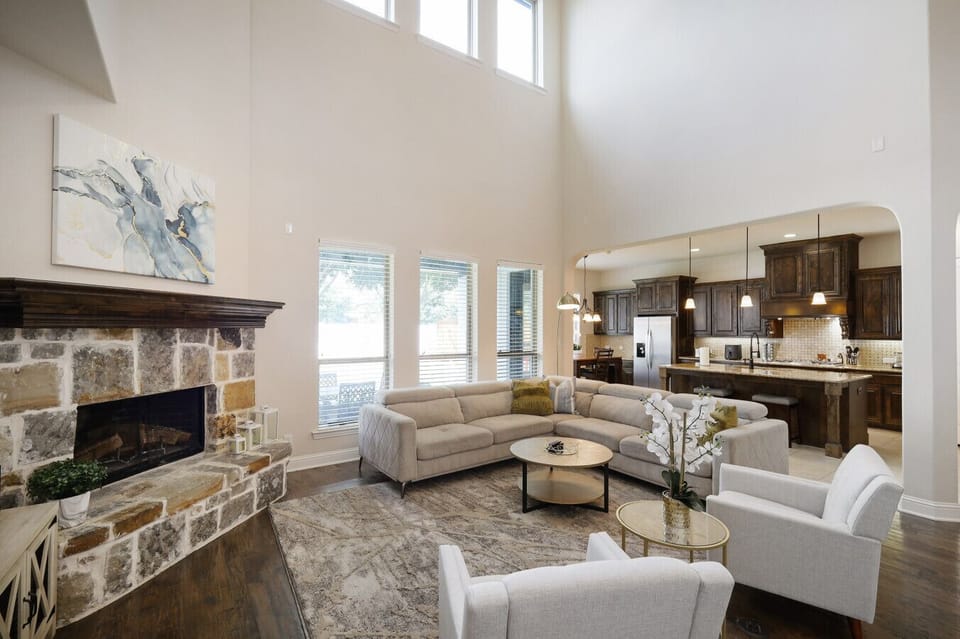 House (5 Bedrooms) | Interior