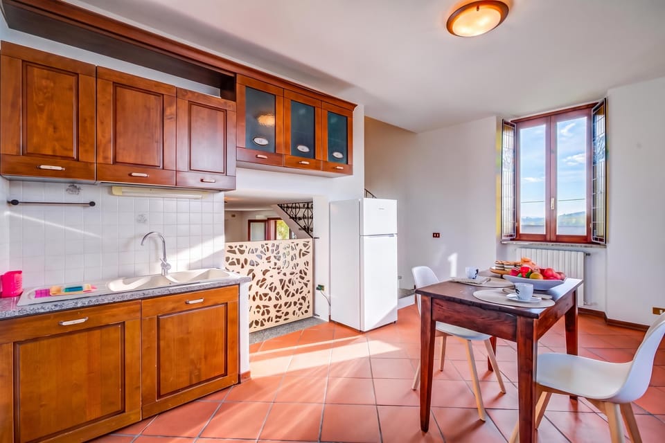 Family House, 2 Bedrooms, Microwave (Casa al Castello in Leggiuno with) | Private kitchen