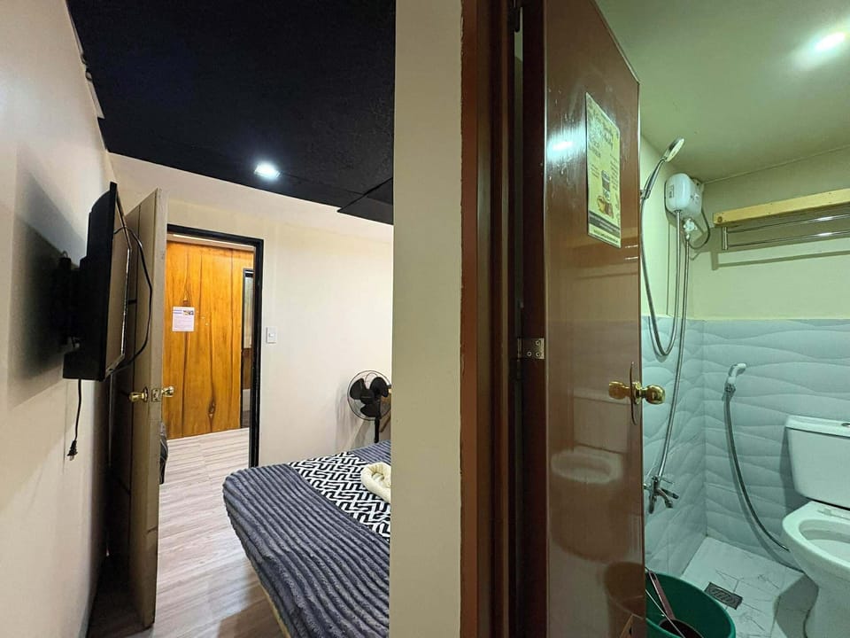 Deluxe Double Room, Patio | Bathroom | Shower, towels