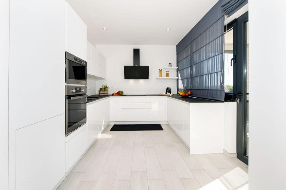 Villa, 3 Bedrooms, Private Pool, Garden View | Interior