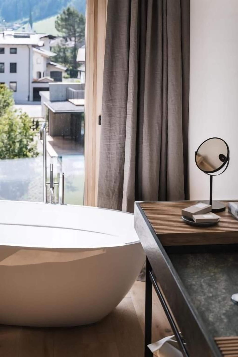 Superior Suite, Balcony | Bathroom | Free toiletries, hair dryer, bathrobes, slippers