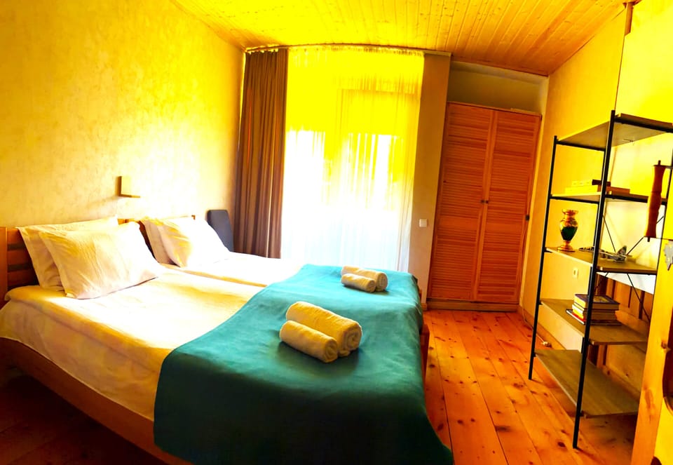 House, Balcony, City View | Iron/ironing board, free cribs/infant beds, free rollaway beds
