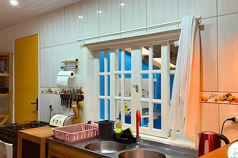 Family Villa | Private kitchen | Fridge, microwave, oven, stovetop