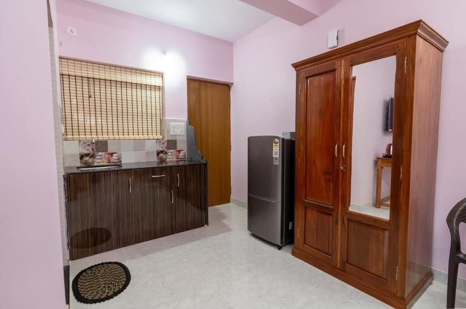 Deluxe Double Room, Balcony, Garden View | Interior