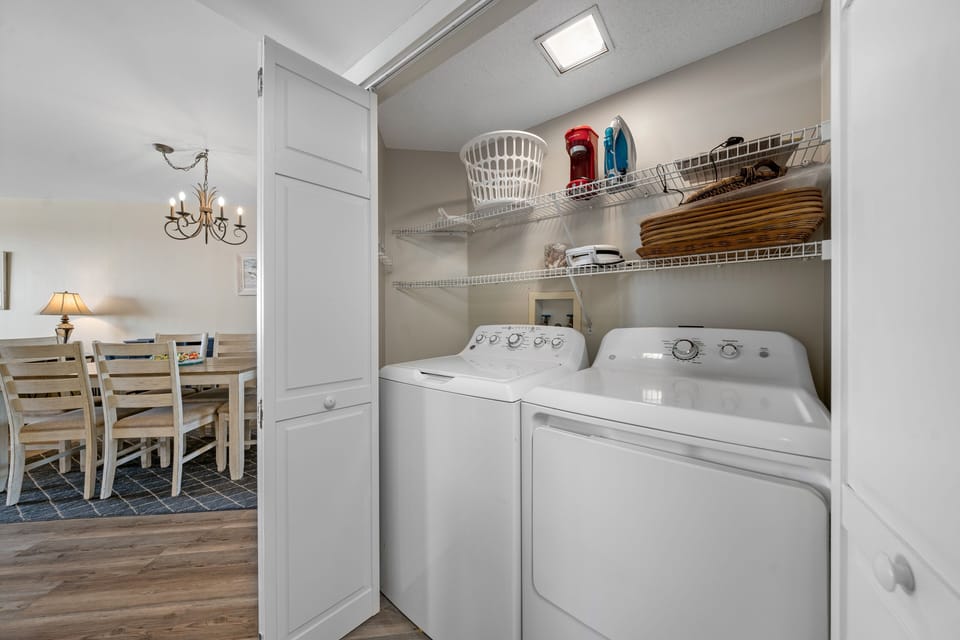 Signature Condo, 3 Bedrooms, Balcony, Beach View | Laundry