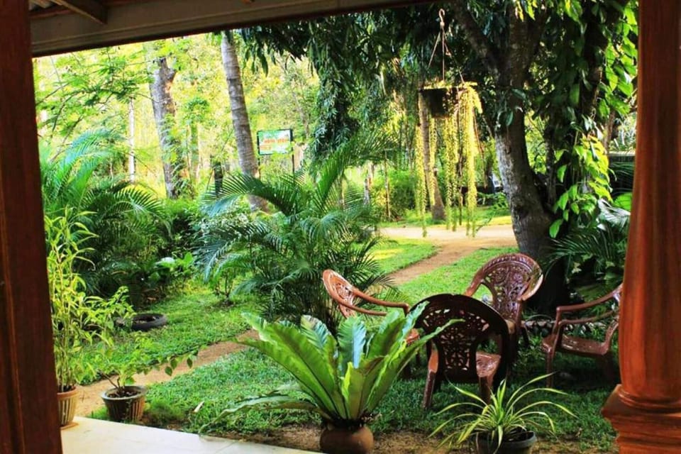 Keerthi Homestay Bed and Breakfast in Dambulla