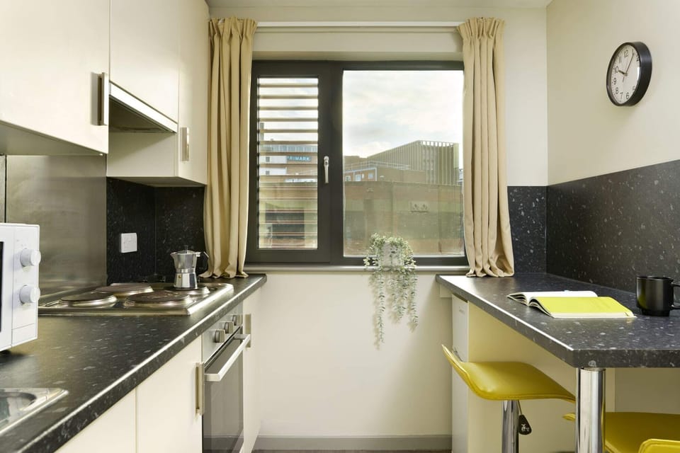 Single Room, Non Smoking | Blackout drapes, free WiFi