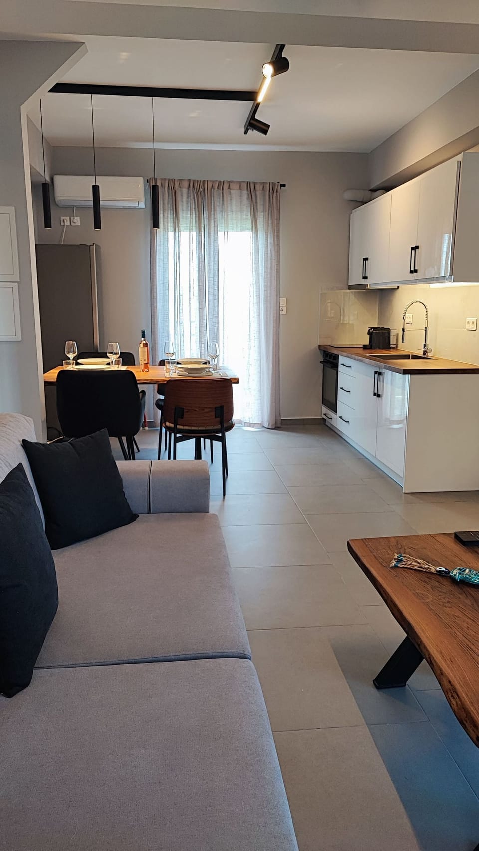House | 4 bedrooms, Internet