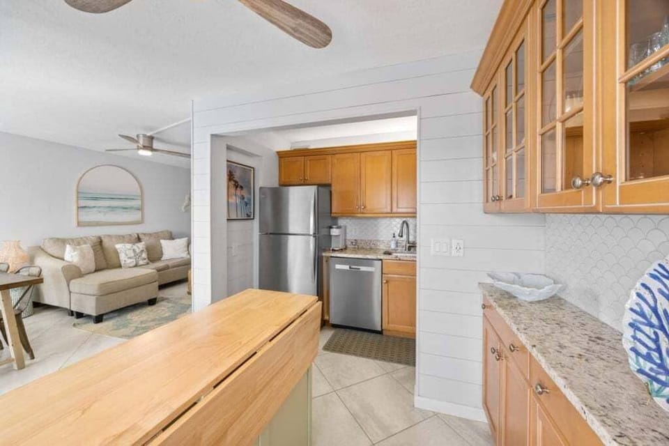 Condo, 2 Bedrooms | Interior