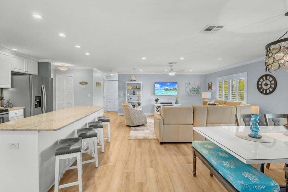 Condo, 2 Bedrooms | Interior