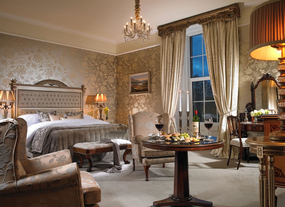 Kennedy Suite | 2 bedrooms, hypo-allergenic bedding, in-room safe, iron/ironing board