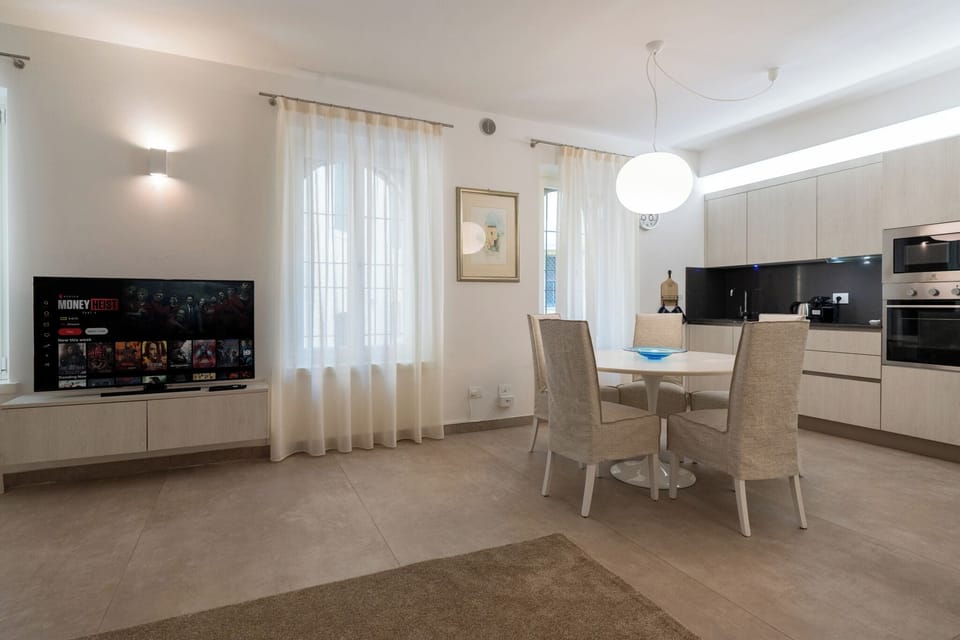 Duplex | Living area