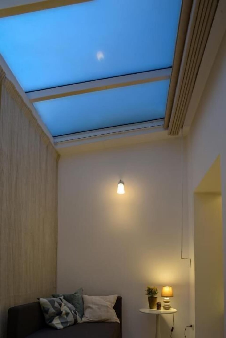 Deluxe Triple Room, Multiple Beds, Non Smoking, Housekeeping | Interior