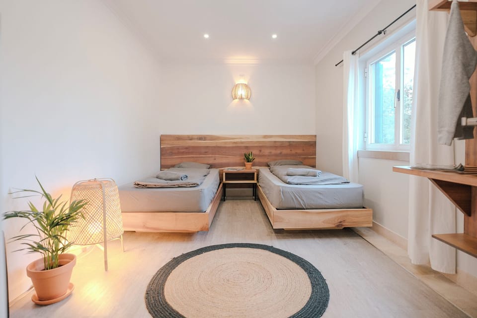 Comfort Double Room | WiFi (free), bed sheets