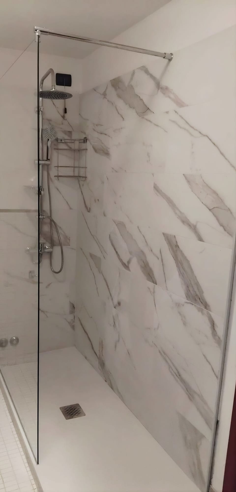 Comfort Room | Bathroom | Free toiletries, hair dryer, towels, soap