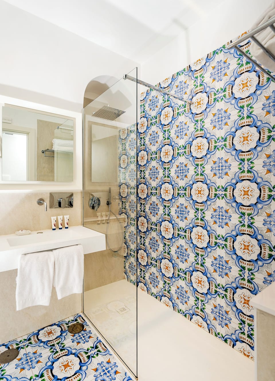 Suite, Multiple Beds, Terrace, Sea View (Two Beds Suite Terrace) | Bathroom | Designer toiletries, hair dryer, bathrobes, bidet