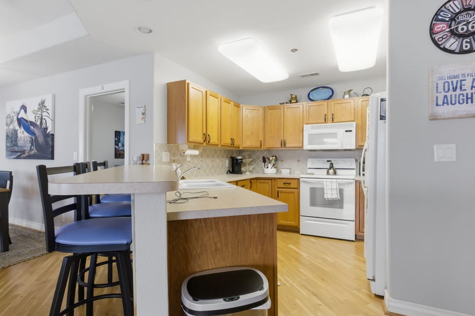 Condo, Multiple Beds, Patio (Bernie`s at The Falls) | Private kitchen