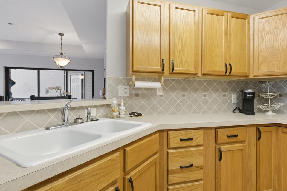 Condo, Multiple Beds, Patio (Bernie`s at The Falls) | Private kitchen