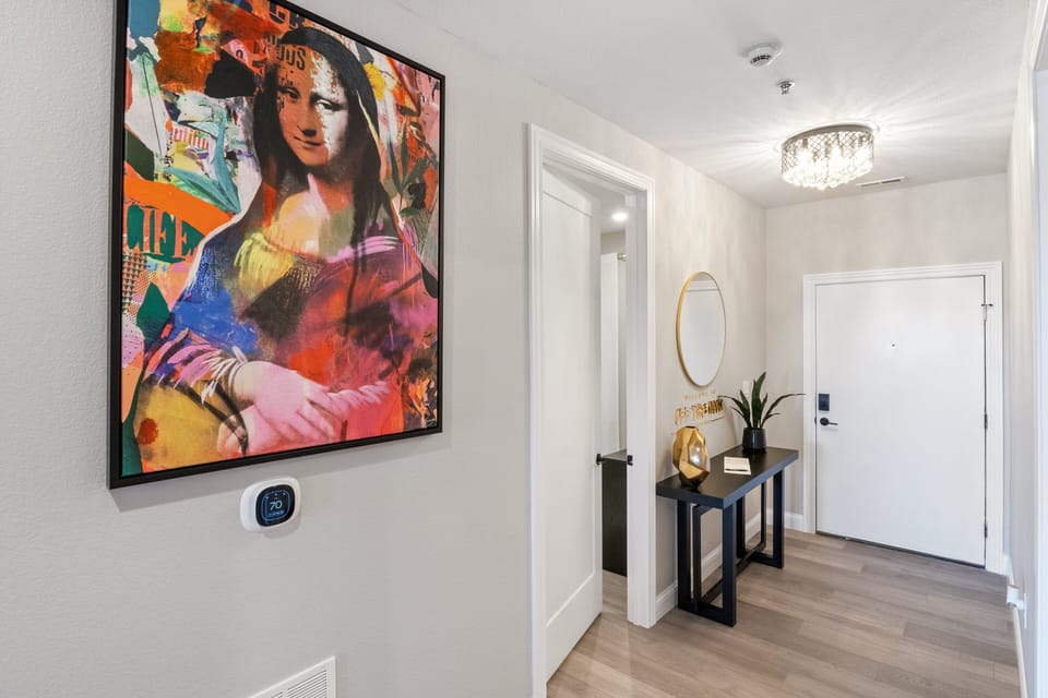Condo, Multiple Beds, Pool Access, City View (Off the Hook at Topsider) | 3 bedrooms, individually decorated, individually furnished, bed sheets