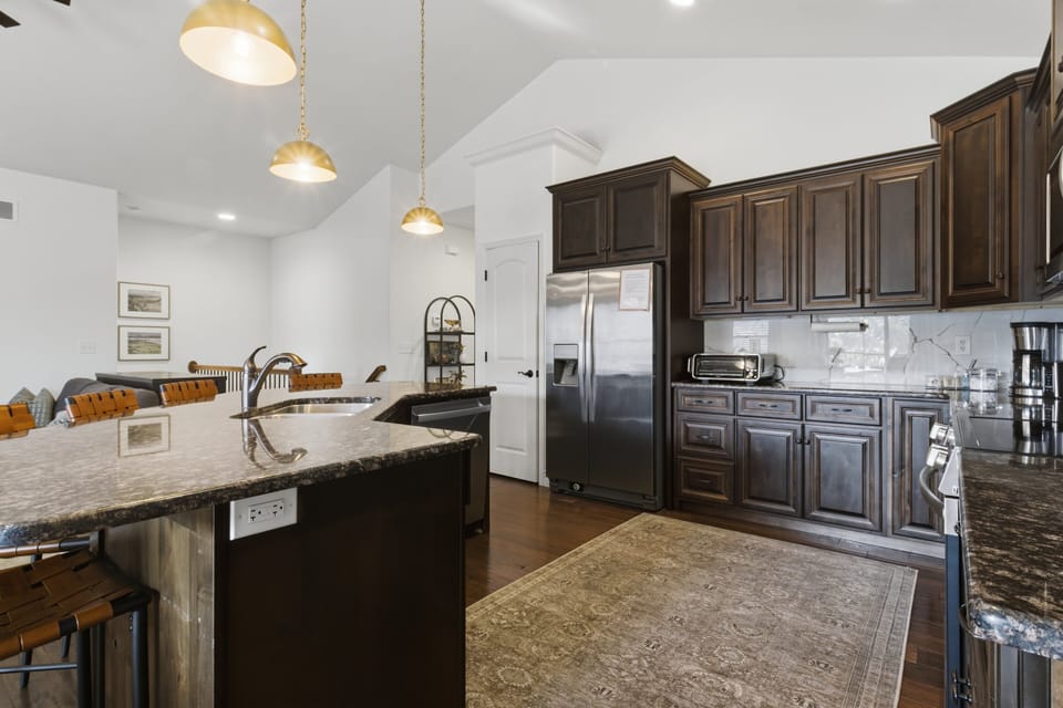 House, Multiple Beds, Patio, Garden View | Private kitchen