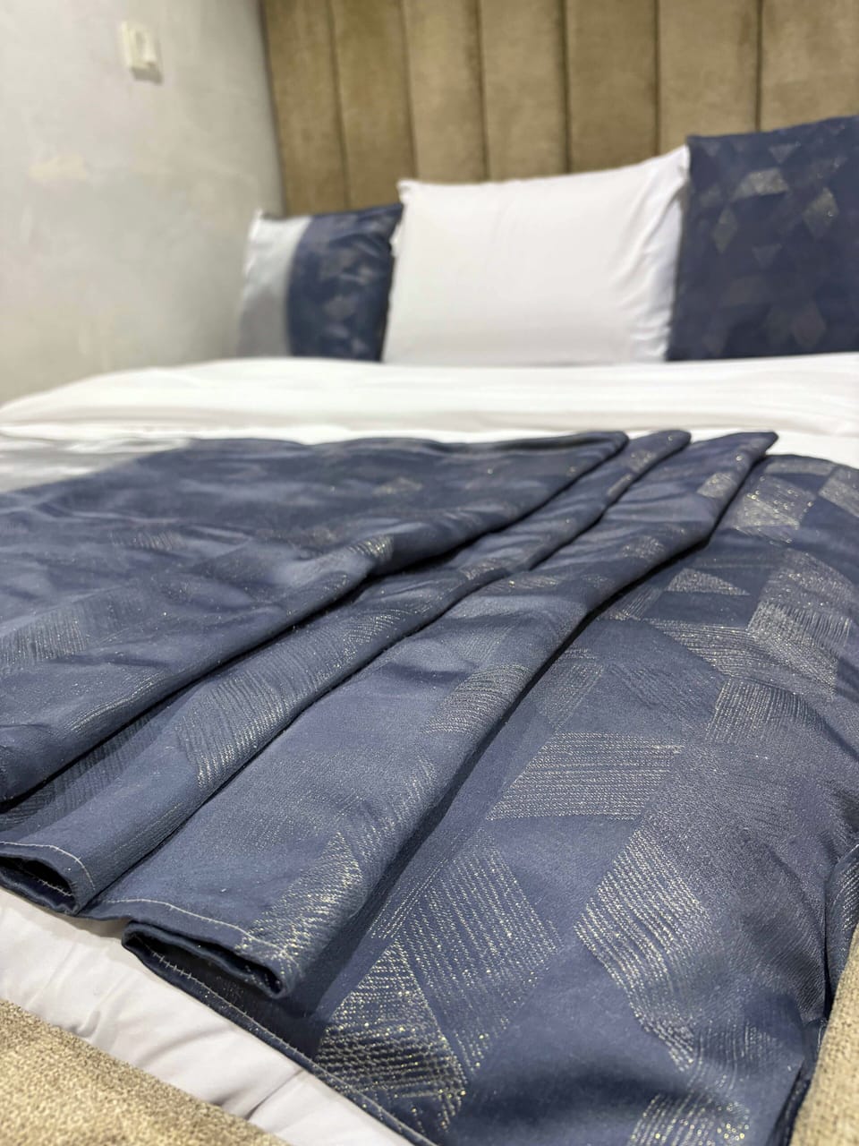 Apartment, 1 Bedroom, Non Smoking, Beach View | Free WiFi, bed sheets