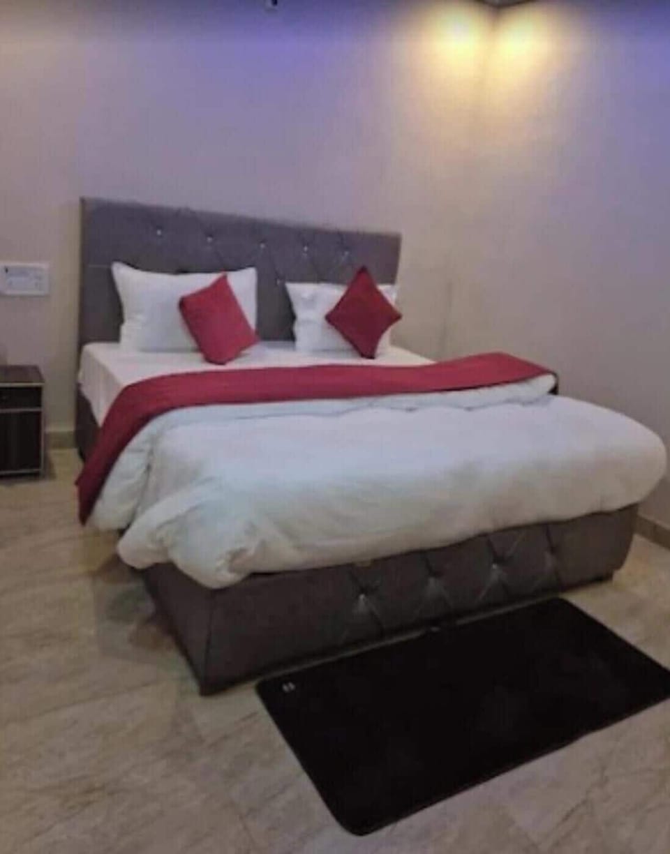 Deluxe Room, Mountain View | Free WiFi