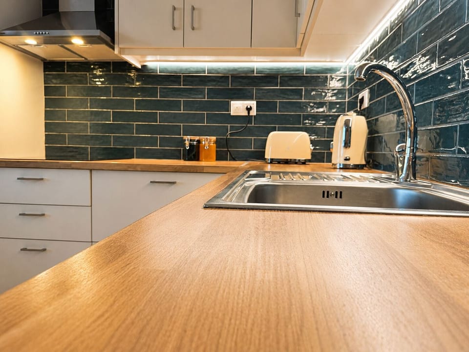 Apartment, 2 Bedrooms, Smoking | Private kitchen