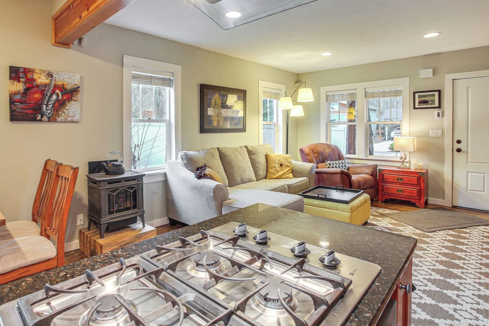 House (2 Bedrooms) | Interior