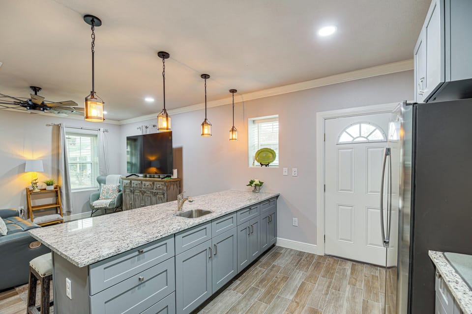 House (2 Bedrooms) | Interior