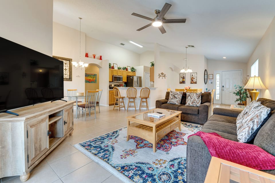 House (4 Bedrooms) | Interior
