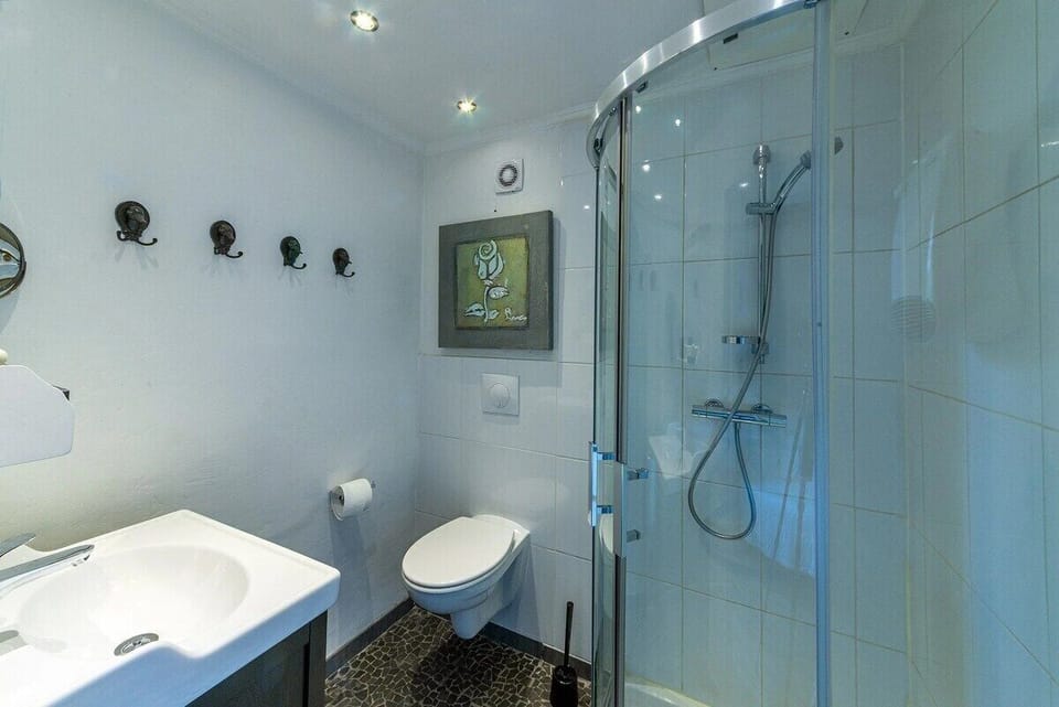 Deluxe Suite, Ensuite (1st floor) | Bathroom