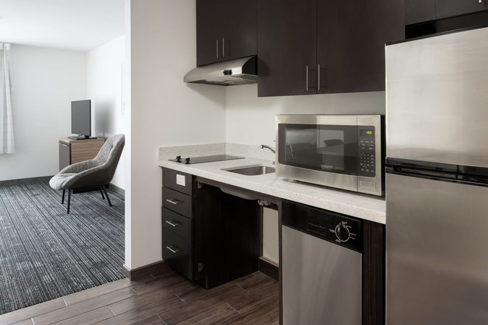 Desk, iron/ironing board, free cribs/infant beds, free WiFi