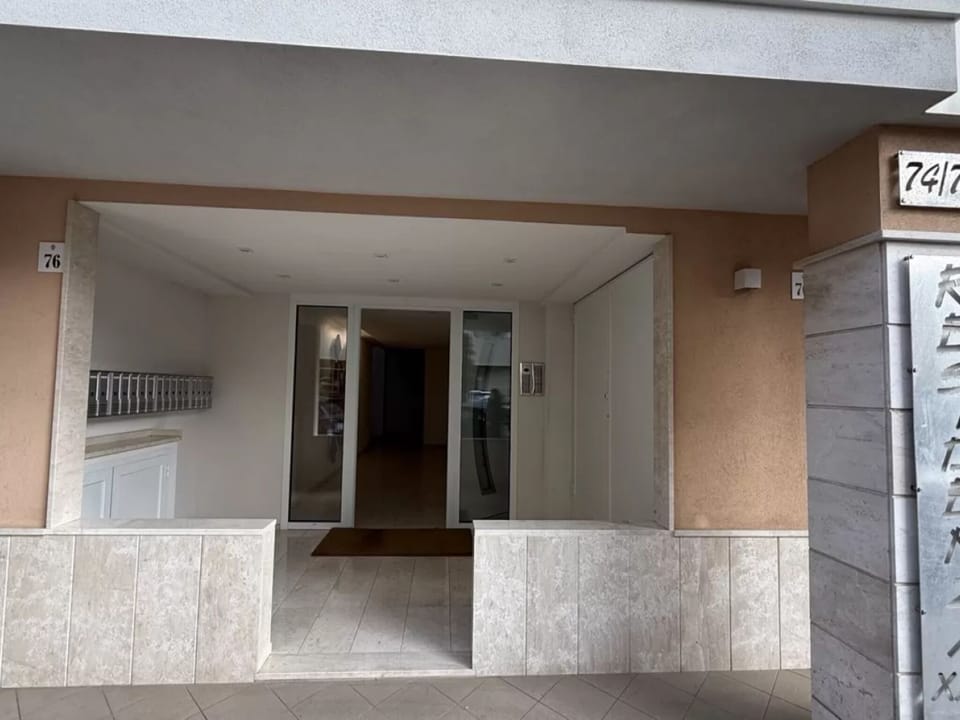 Studio, Balcony | Exterior detail