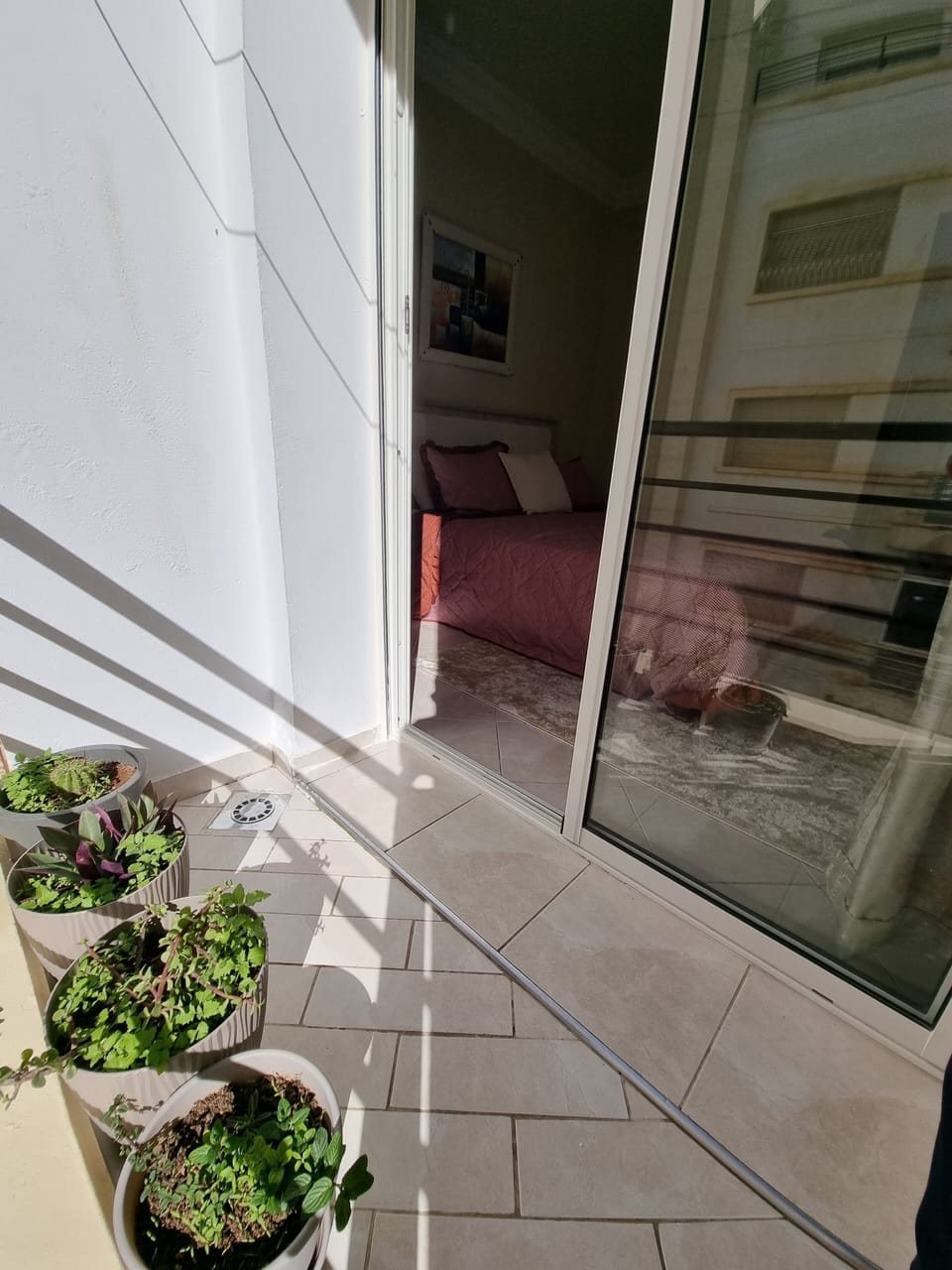 Apartment, Kitchen | Blackout drapes, free WiFi