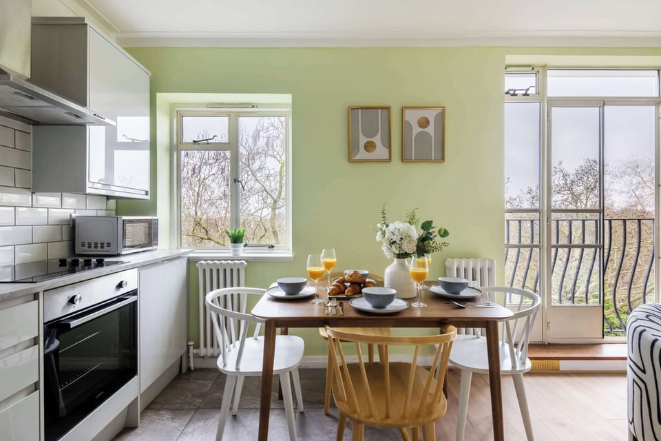 City Apartment, 1 Double Bed with Sofa bed, Non Smoking, Park View | Private kitchen | Espresso maker, coffee/tea maker, electric kettle, toaster