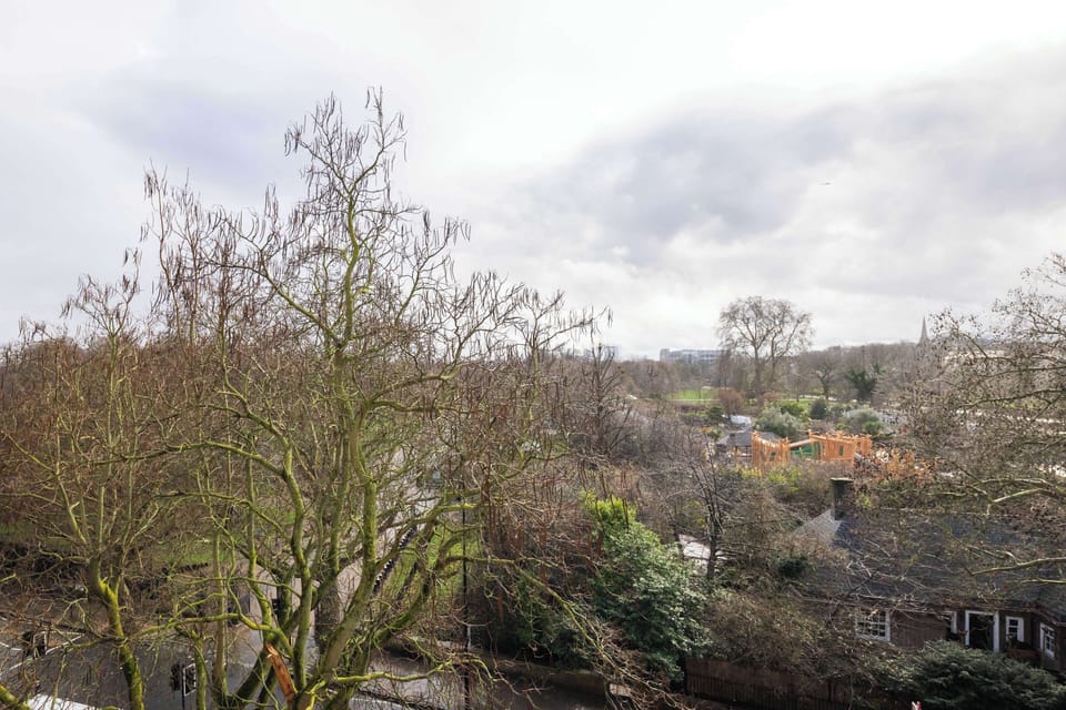 City Apartment, 1 Double Bed with Sofa bed, Non Smoking, Park View | Miscellaneous