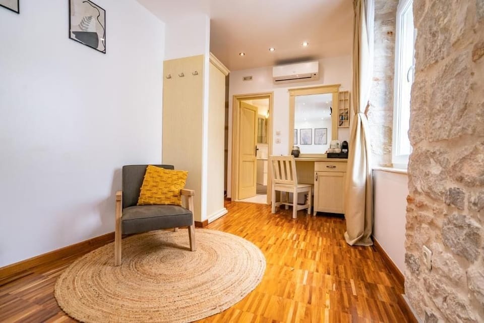 Deluxe Double Room | Interior