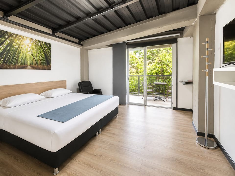 Blackout drapes, iron/ironing board, free WiFi, bed sheets